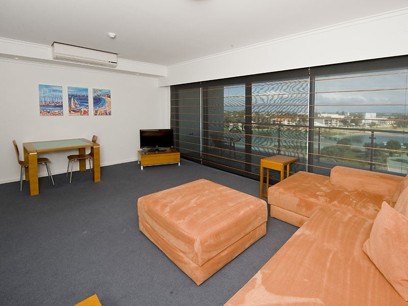 505, 42-16 Dolphin Drive, Mandurah WA 6210