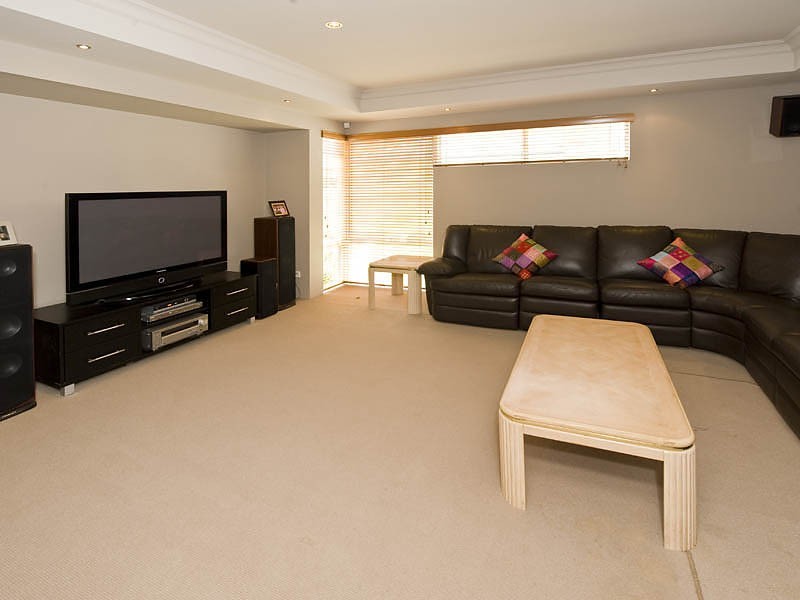 84 Baloo Crescent, PORT BOUVARD, Wannanup WA 6210