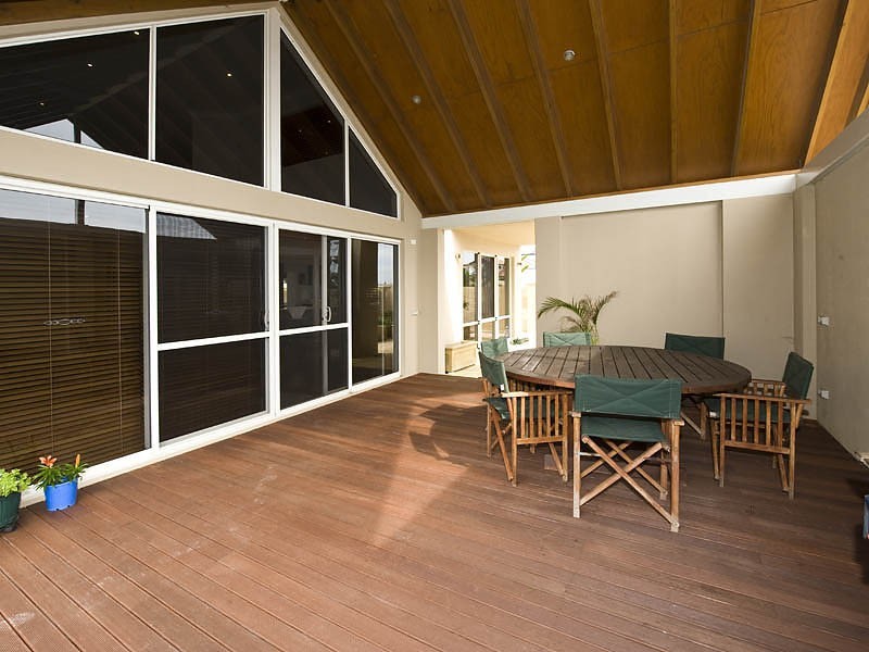 84 Baloo Crescent, PORT BOUVARD, Wannanup WA 6210