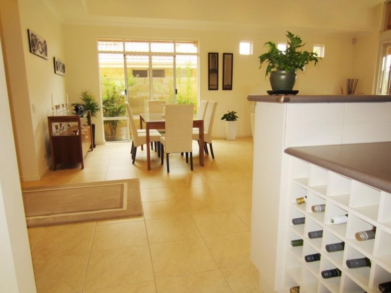 8 Lakeway Retreat, Dawesville WA 6211