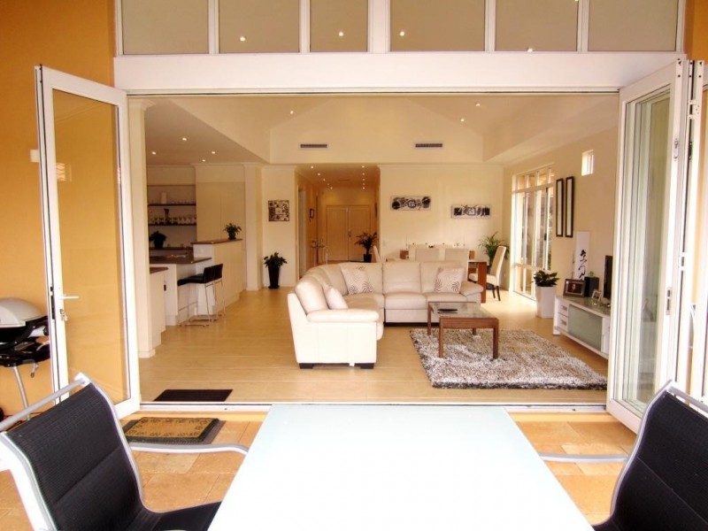 8 Lakeway Retreat, Dawesville WA 6211