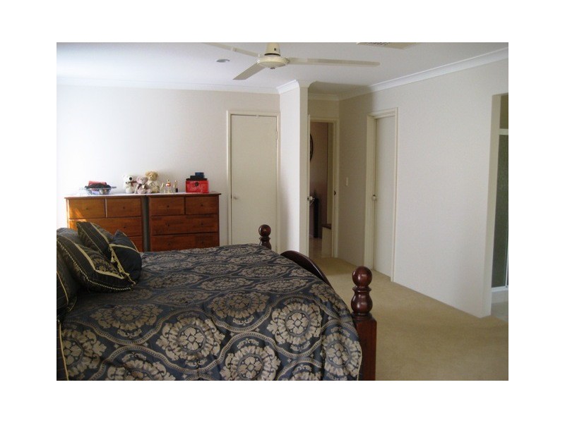 9 Redfern Place, Erskine WA 6210