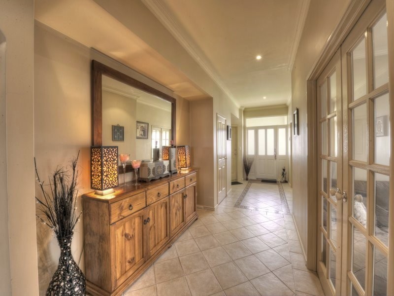 6 BERMUDA PLACE, Halls Head WA 6210