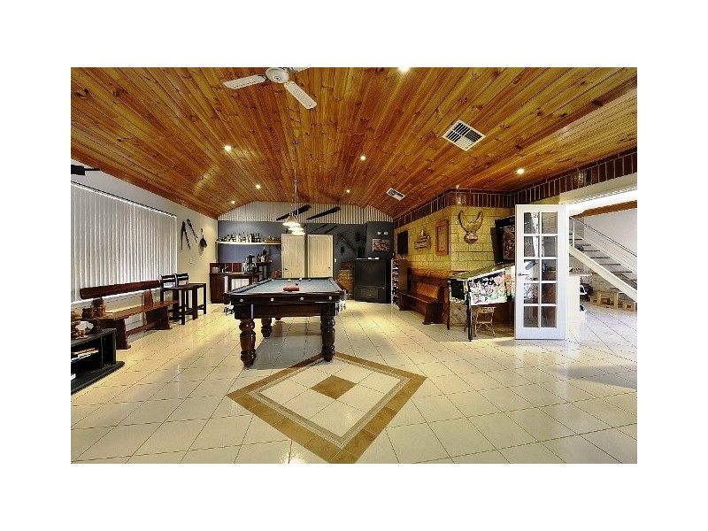 13 WATTLEGLEN AV, Erskine WA 6210