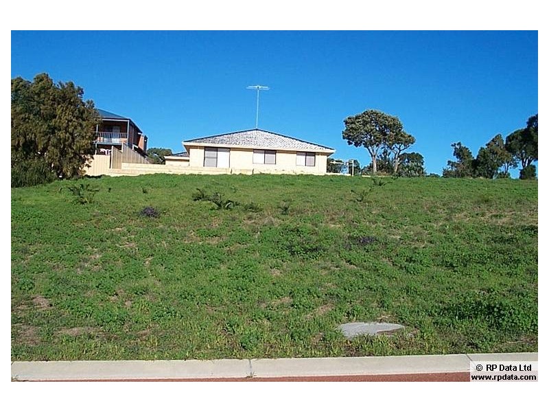 13 Peppertree Close, PORT BOUVARD, Wannanup WA 6210