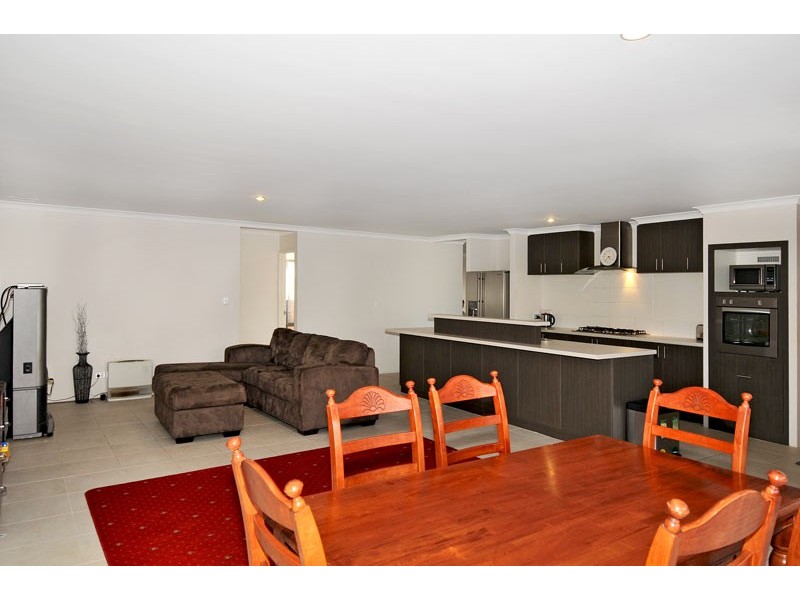 66 Seascapes Boulevard, Halls Head WA 6210