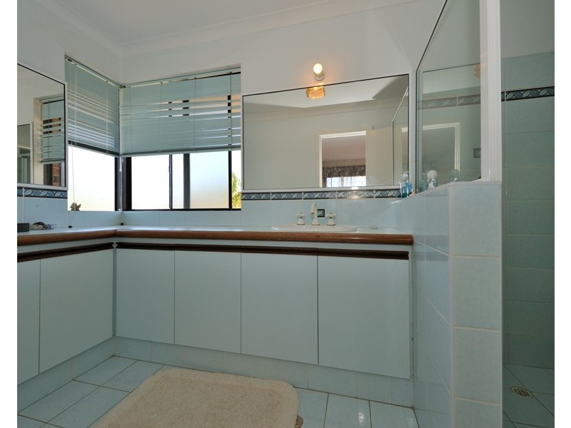 61 Mahogany Drive, Halls Head WA 6210