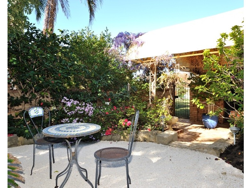 61 Mahogany Drive, Halls Head WA 6210