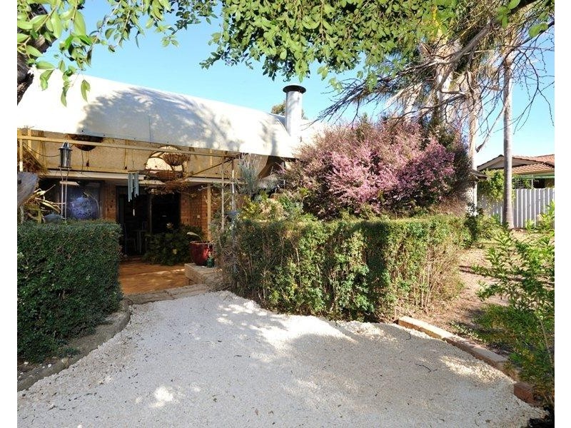 61 Mahogany Drive, Halls Head WA 6210