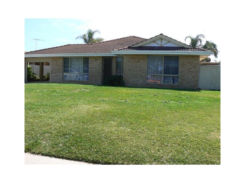 23 Linville Street, Wannanup WA 6210