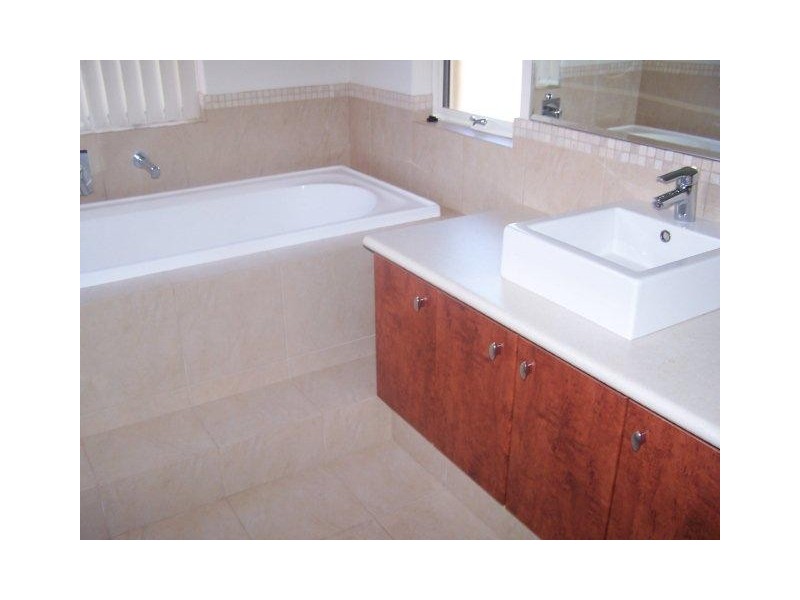 57 Lakeway Rt, Dawesville WA 6211