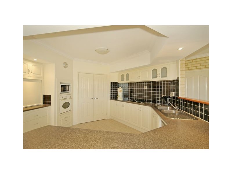 103 Westview Pde, Wannanup WA 6210