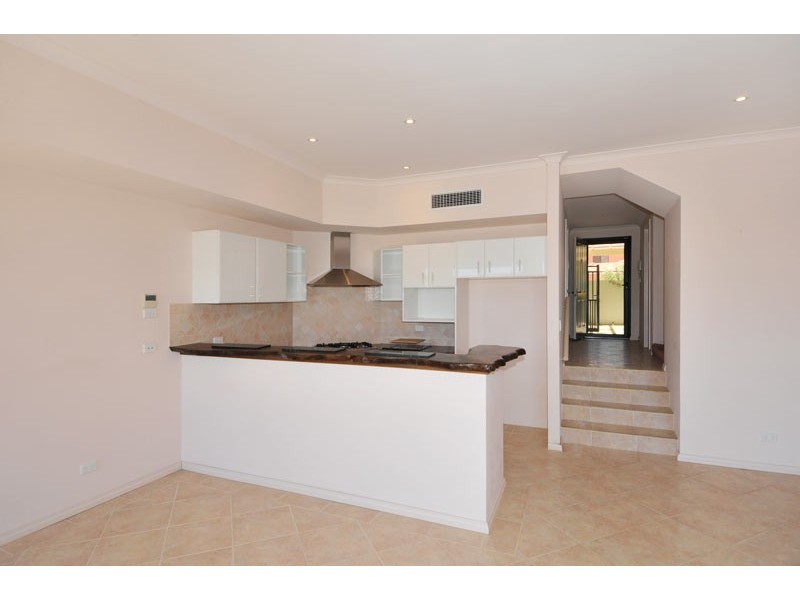 7/7 Village Mews, Wannanup WA 6210