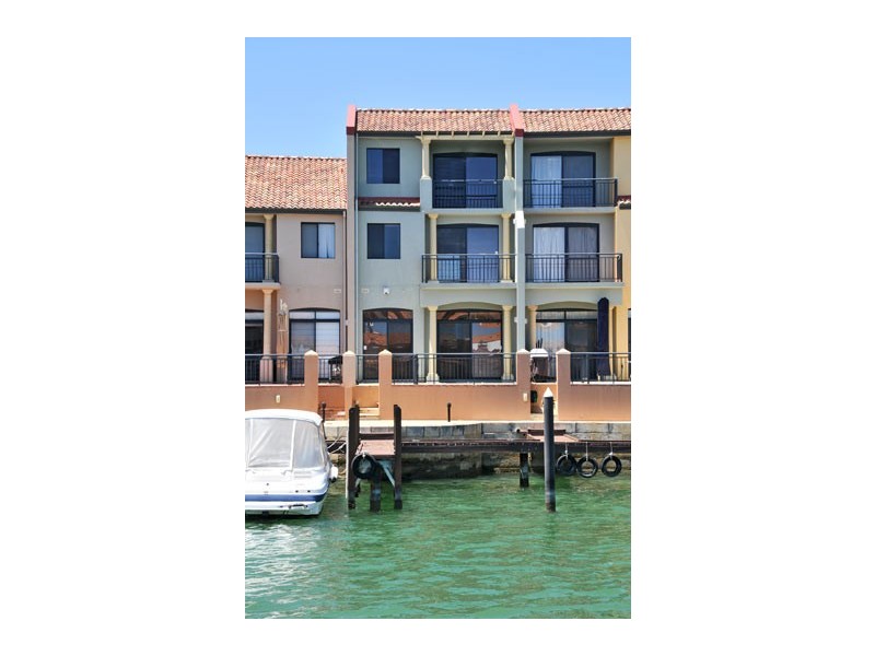 7/7 Village Mews, Wannanup WA 6210