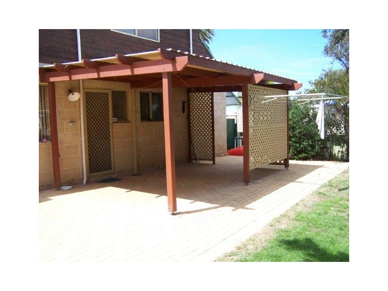 60a Queen Pde, Wannanup WA 6210