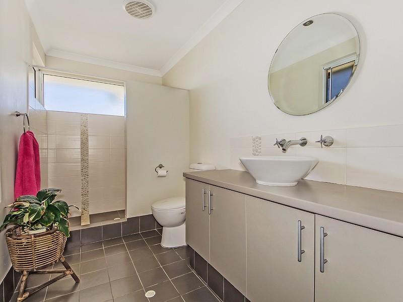 14 Endeavour Circle, Wannanup WA 6210