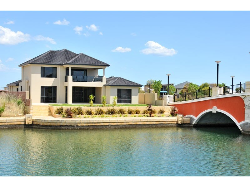 1 Gael Place, Dudley Park WA 6210