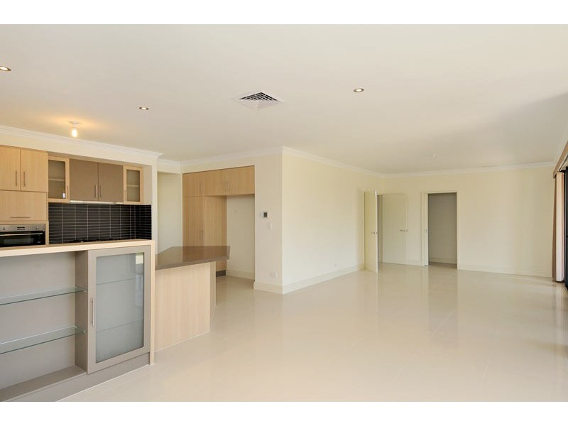 1 Gael Place, Dudley Park WA 6210