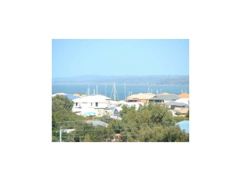 51 (Lot 1427) Richview Ramble, Wannanup WA 6210