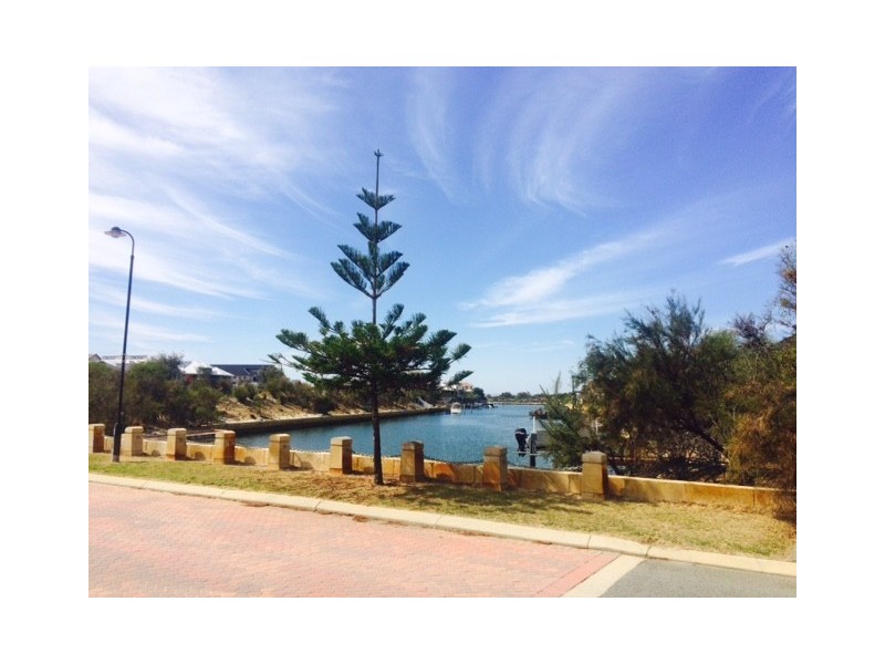 90 (Lot 740) Cormorant Key, PORT BOUVARD, Wannanup WA 6210