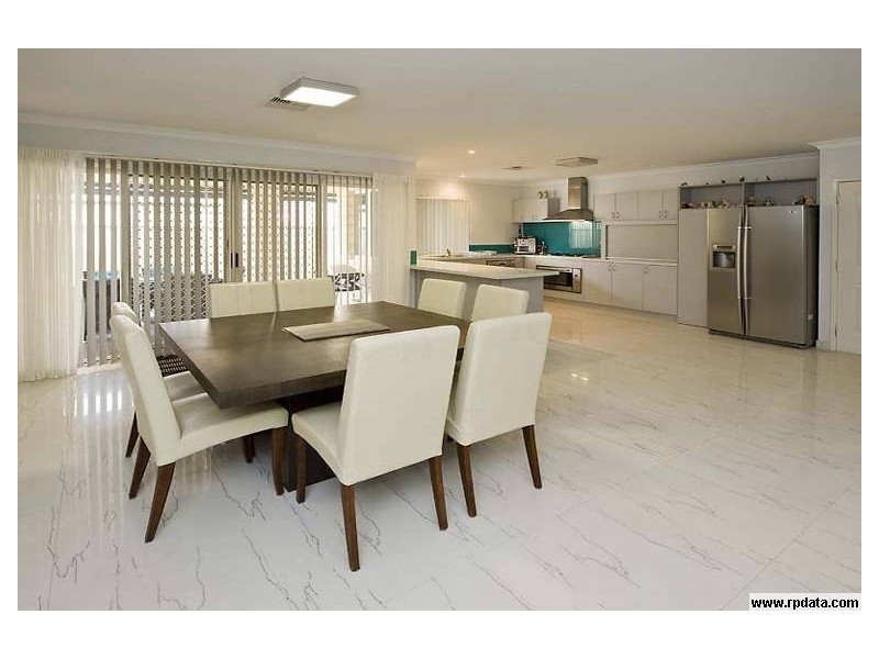 8 Turtles Bend, Secret Harbour WA 6173