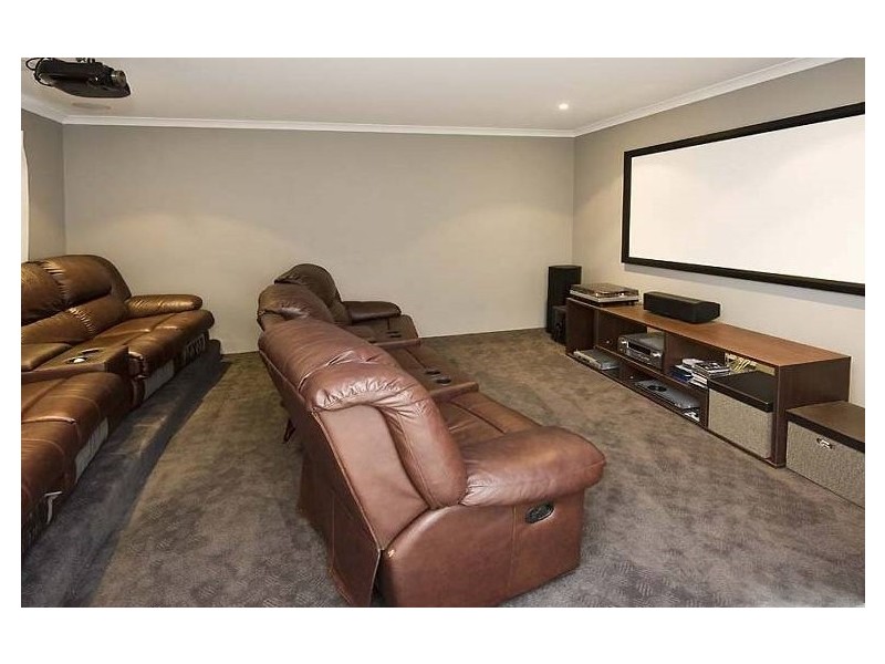 8 Turtles Bend, Secret Harbour WA 6173