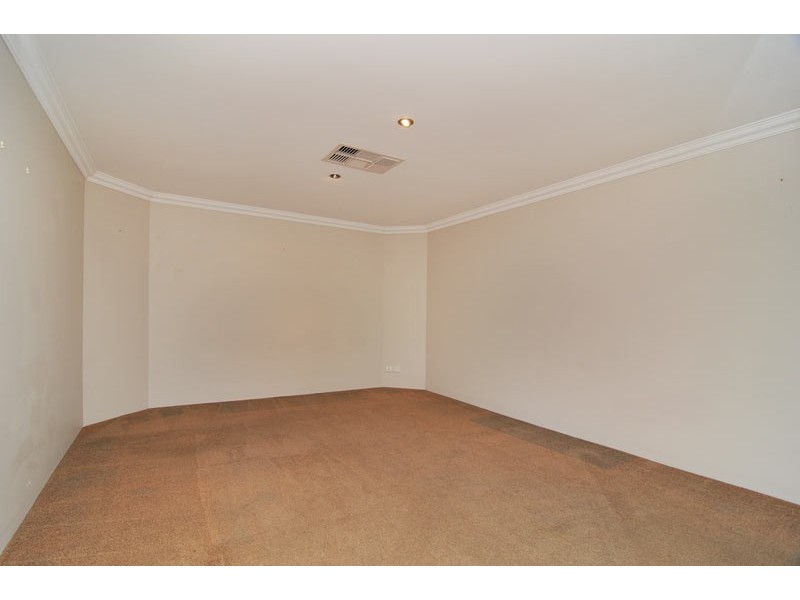 13 Carissa Turn, Halls Head WA 6210