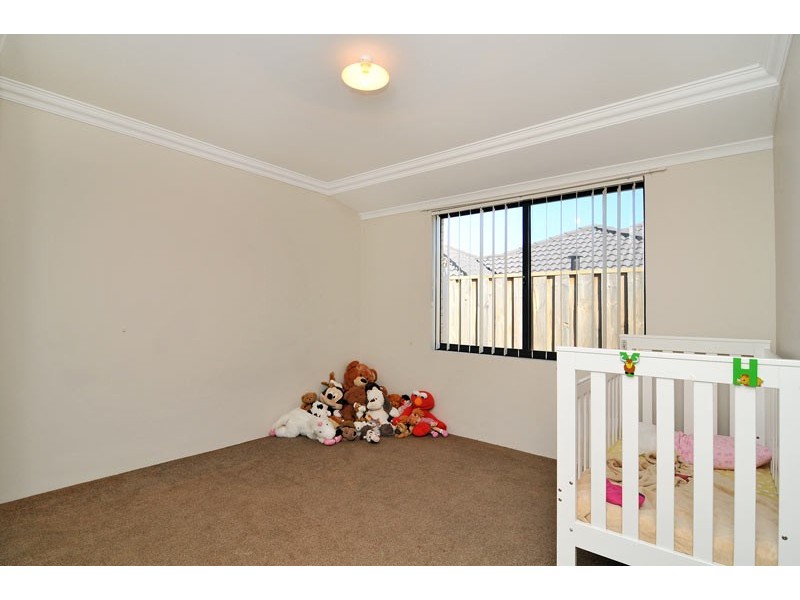 13 Carissa Turn, Halls Head WA 6210