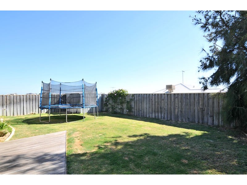 13 Carissa Turn, Halls Head WA 6210