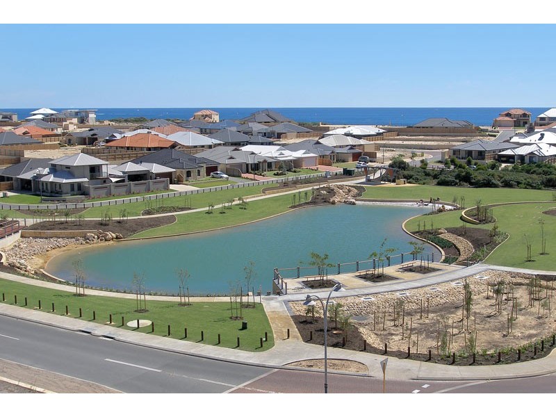 13 Carissa Turn, Halls Head WA 6210