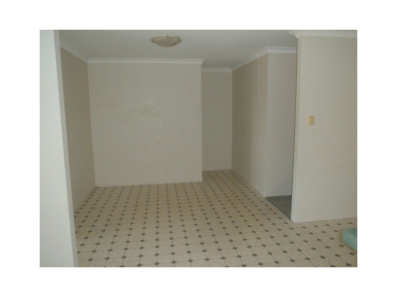 3a Ensay Place, Dudley Park WA 6210