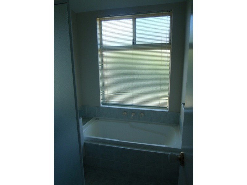 3a Ensay Place, Dudley Park WA 6210