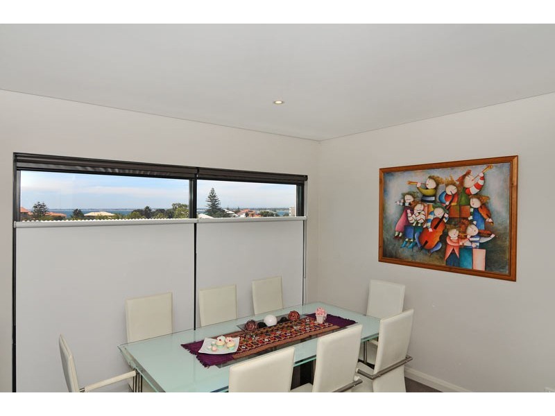 7/24 Oversby Street, Halls Head WA 6210