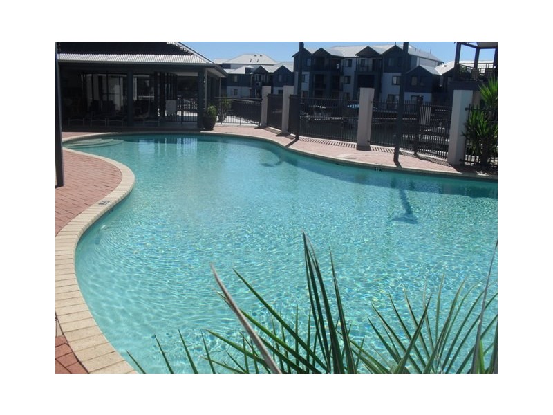 30/206 Mary Street, Halls Head WA 6210