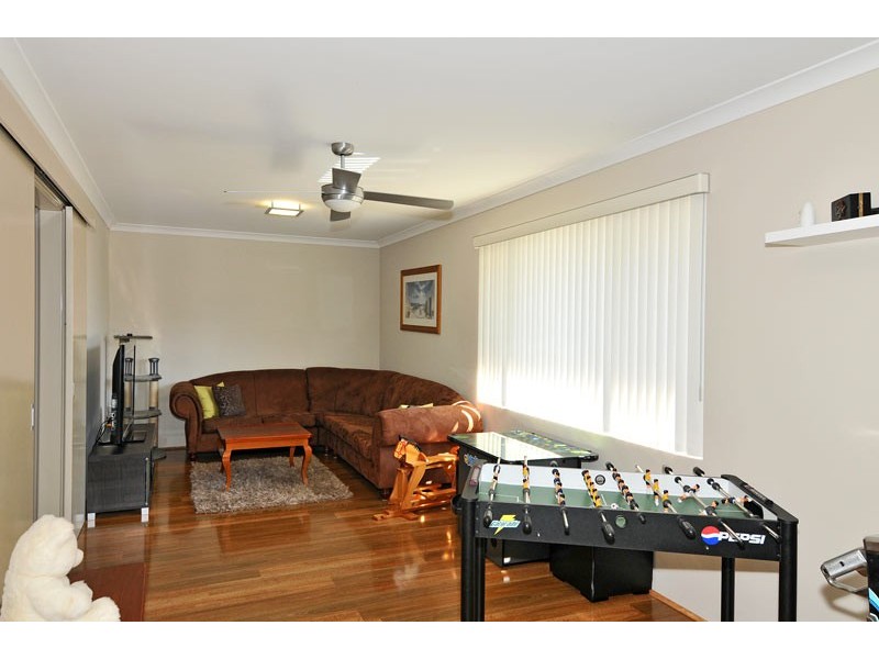 25 Tectona Way, Halls Head WA 6210
