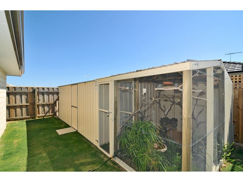 25 Tectona Way, Halls Head WA 6210