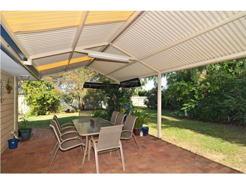 6 Ferndown Retreat, Meadow Springs WA 6210