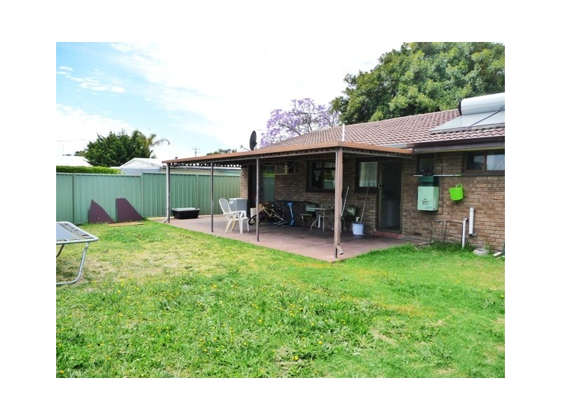 1/4 Duncan Road, Coodanup WA 6210