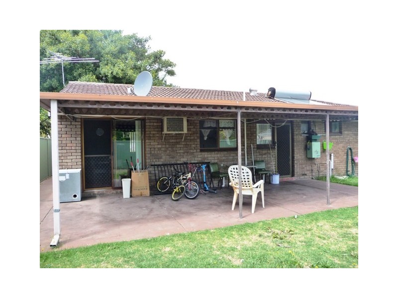 1/4 Duncan Road, Coodanup WA 6210