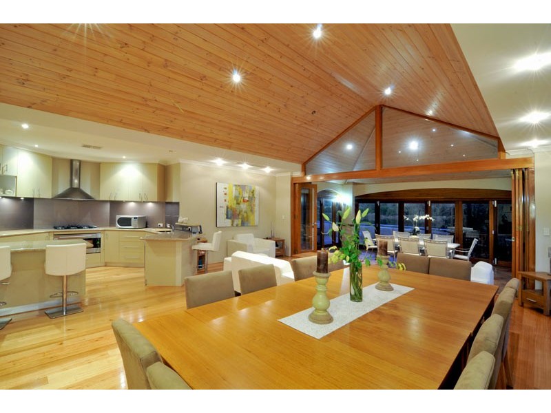 4 Lakeway Retreat, Dawesville WA 6211