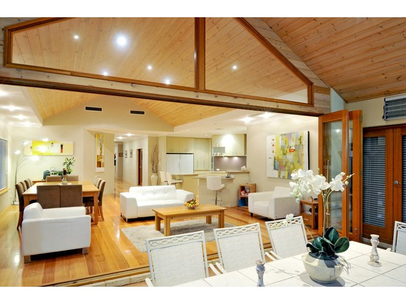4 Lakeway Retreat, Dawesville WA 6211