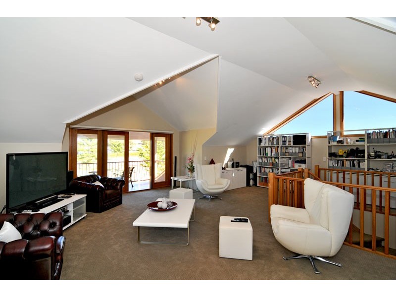 4 Lakeway Retreat, Dawesville WA 6211