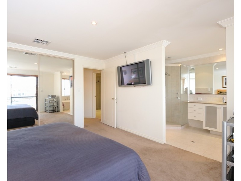 12/7 Village Mews, Wannanup WA 6210