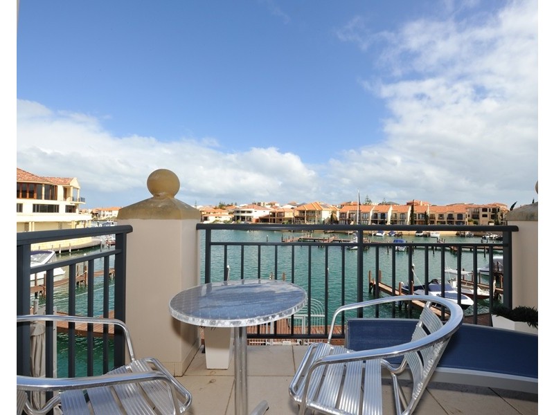 12/7 Village Mews, Wannanup WA 6210