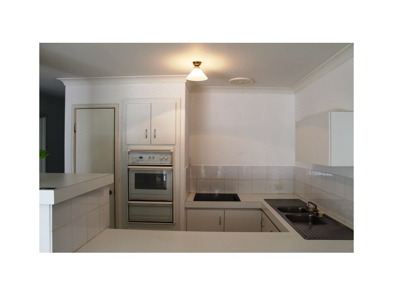 Unit 15 / 7 COOLIBAH AVENUE, Dudley Park WA 6210