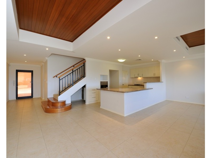 1/10 Winjan Place, Dudley Park WA 6210