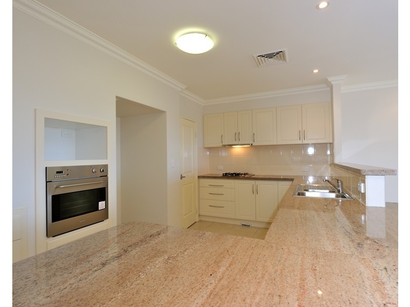 1/10 Winjan Place, Dudley Park WA 6210