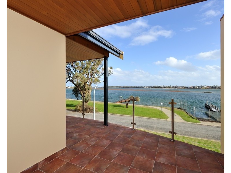 1/10 Winjan Place, Dudley Park WA 6210