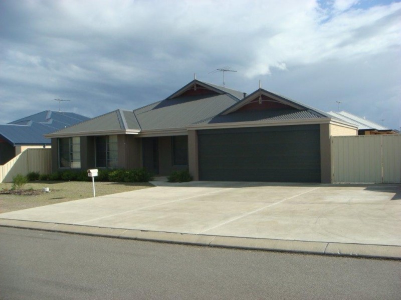 9 Ringtail Pathway, Dawesville WA 6211