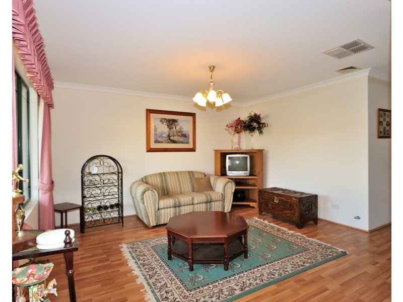 2 Birtles Grove, Erskine WA 6210